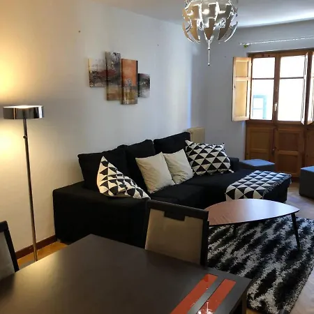 Apartamento Mulhacin * Leon